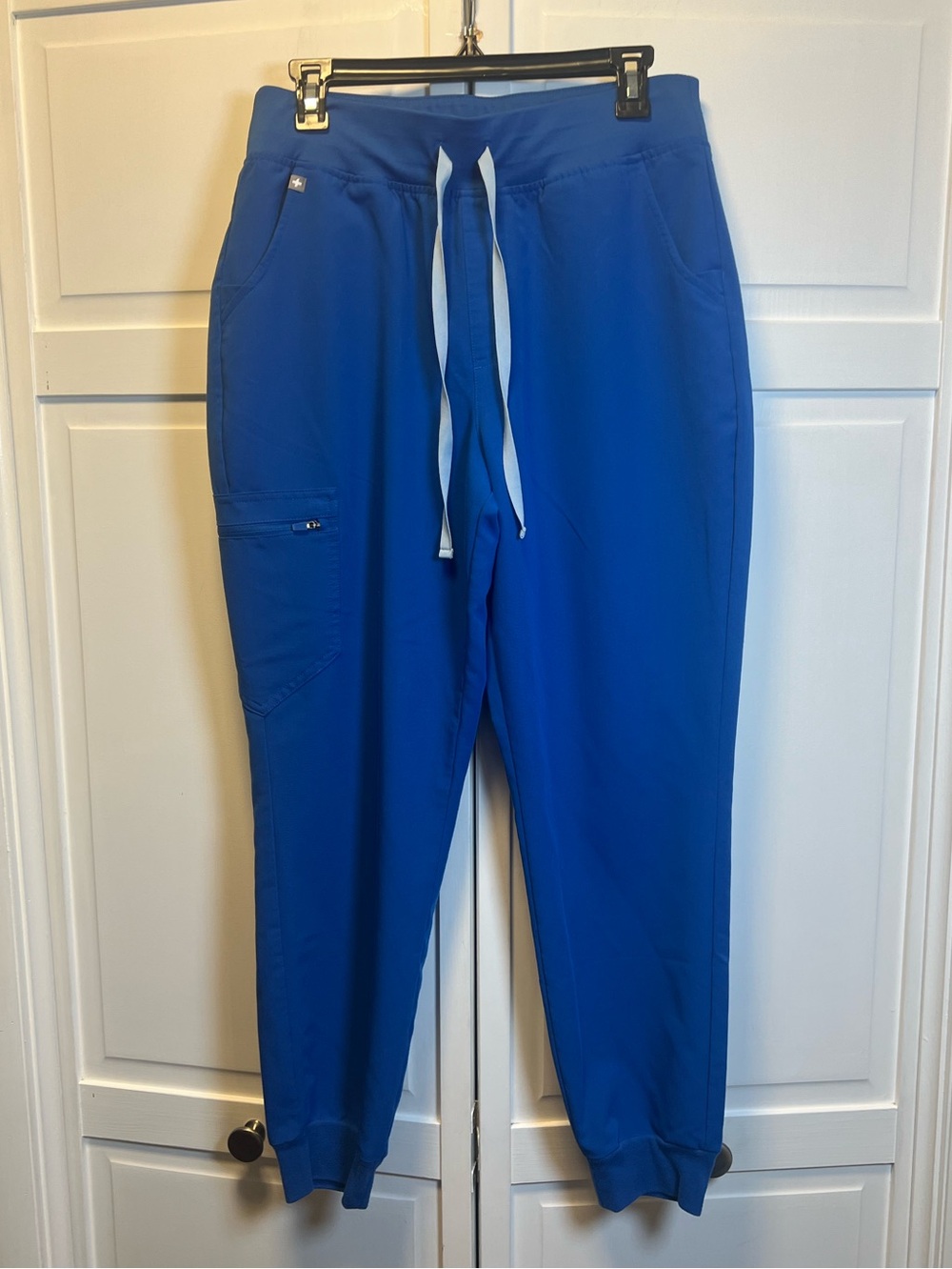 Figs Women's Zamora High Rise Jogger Scrub Pants Size Large Color Blue